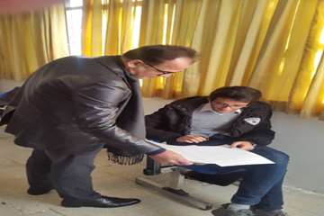 بازدید رئیس دانشگاه از جلسه امتحانات